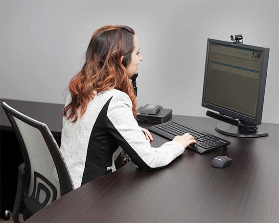 woman taking eye detect test